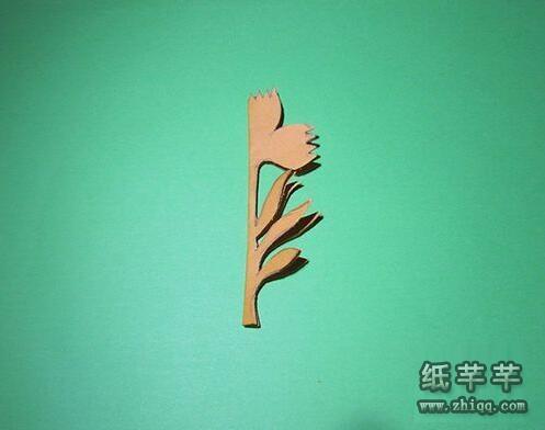 幼儿园【一排小树剪纸】步骤图解