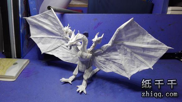 三头龙【王者基多拉】折纸作品展示